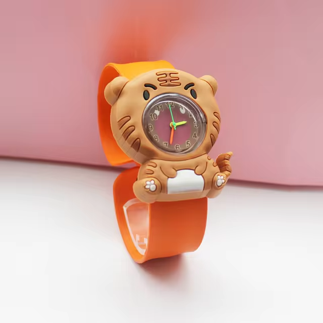 New Fashion Cartoon Animal Flash Light Girl Watches Kids Bracelet Silicone Strap Children Watch Clock Reloj Digital