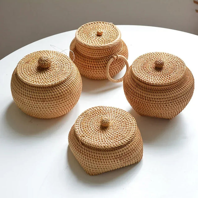 New Round Rattan Boxes with Lid Hand-Woven Multi-Purpose Tray