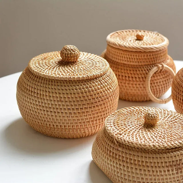 New Round Rattan Boxes with Lid Hand-Woven Multi-Purpose Tray