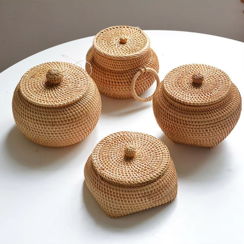 New Round Rattan Boxes with Lid Hand-Woven Multi-Purpose Tray